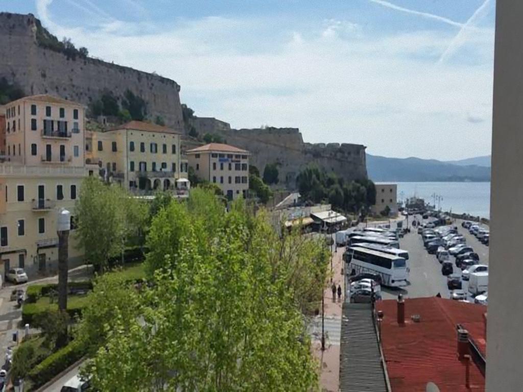 Appartamento Ponticello By Helloelba 费拉约港 外观 照片