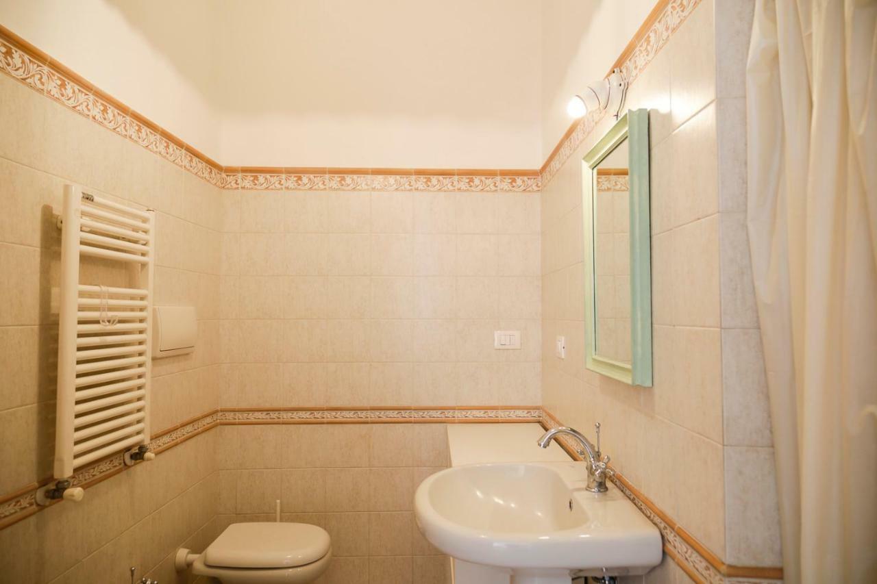 Appartamento Ponticello By Helloelba 费拉约港 外观 照片